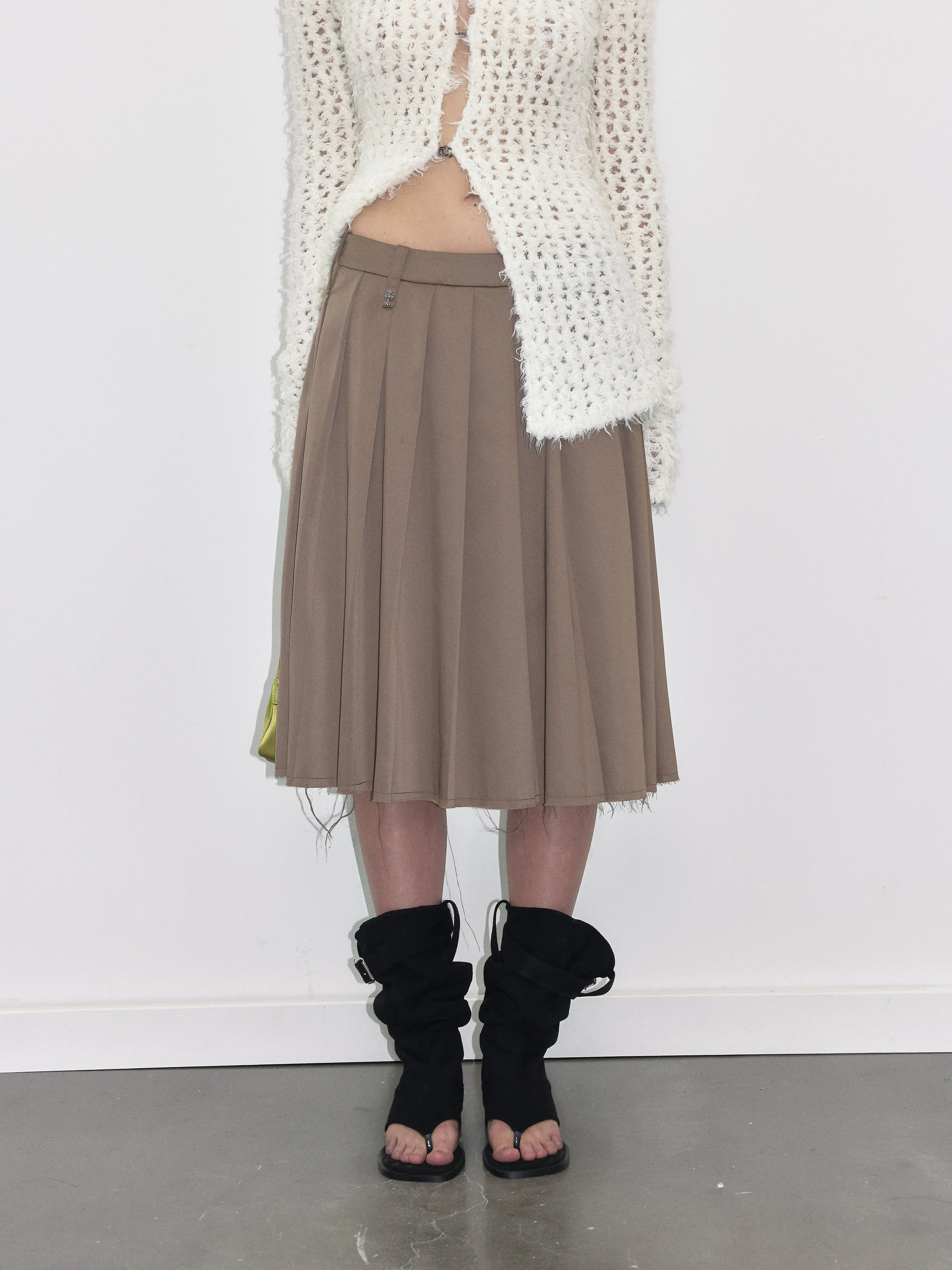 Champagne Pleated Midi Skirt - Image 6