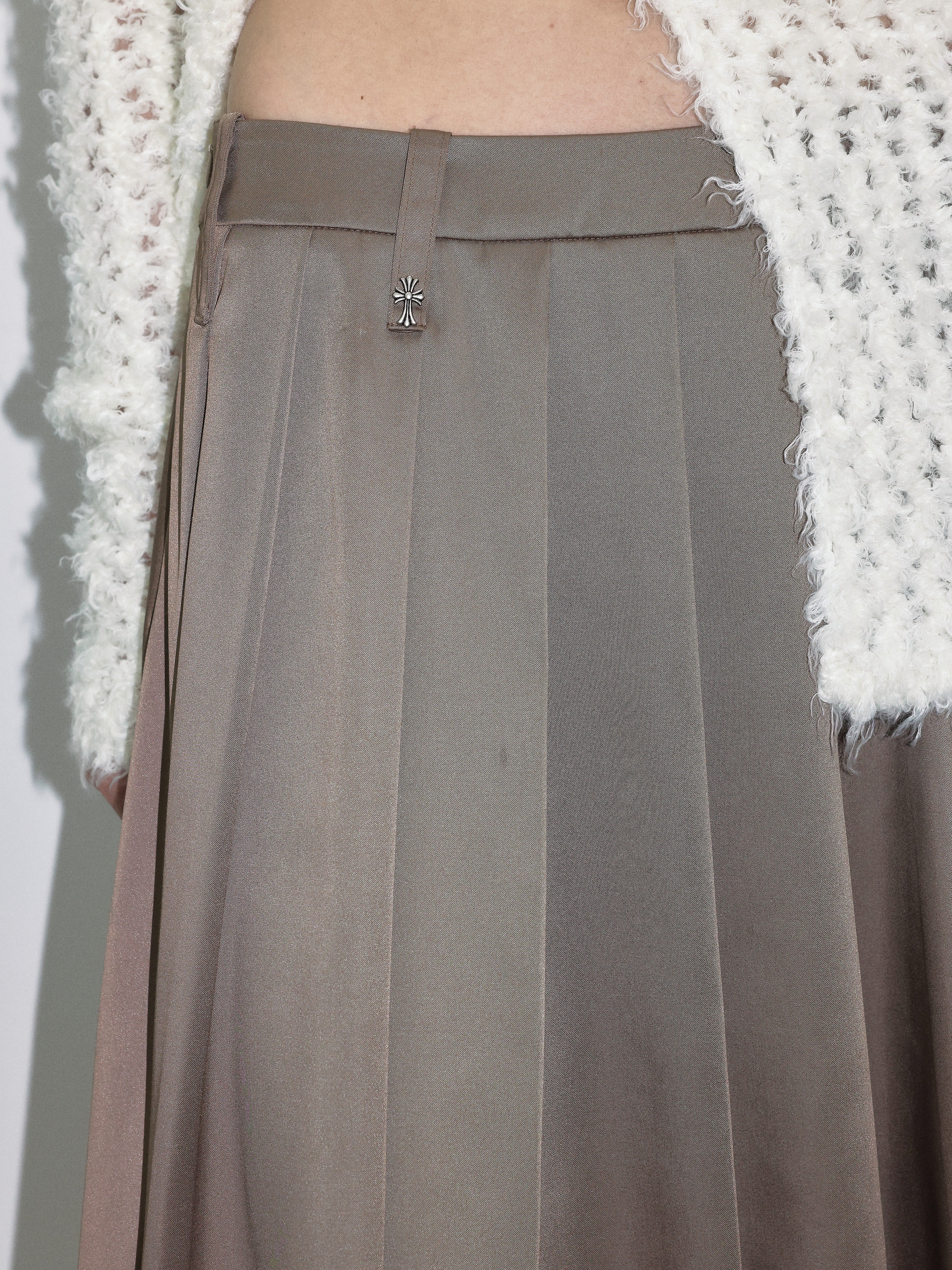 Champagne Pleated Midi Skirt - Image 8