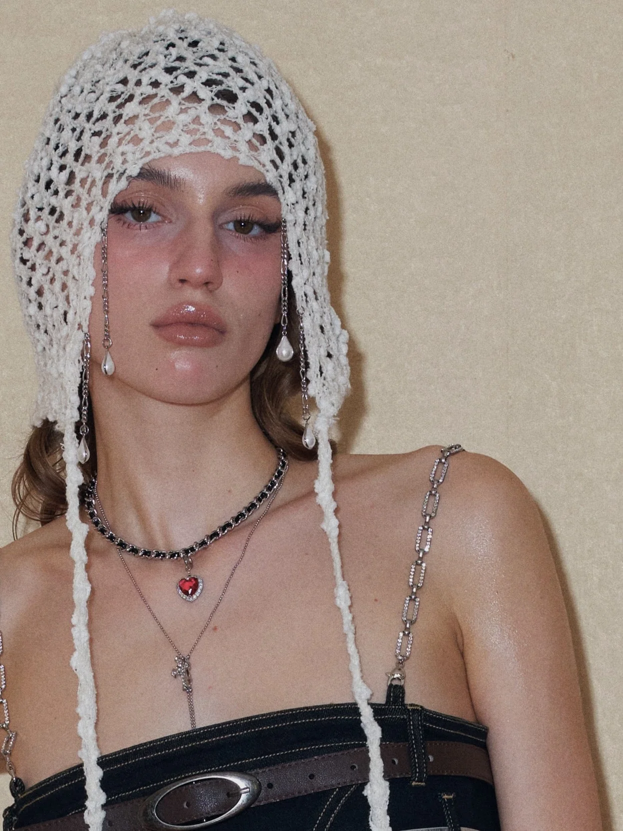 Hollow Knit Hat/Neck gaiter with Pendant - Image 17