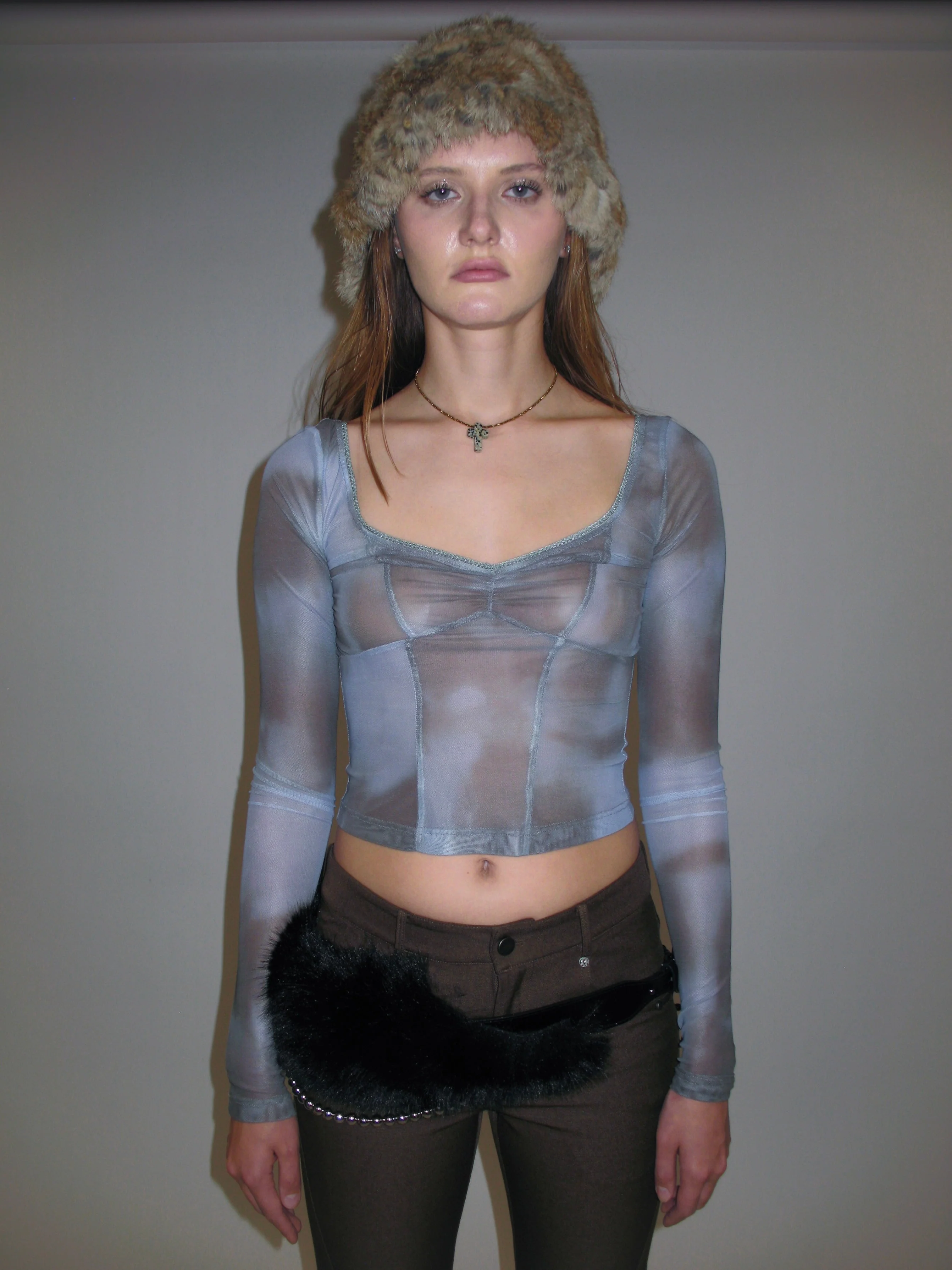Shadow Mesh V-Neck Layer/ Blue - Image 3