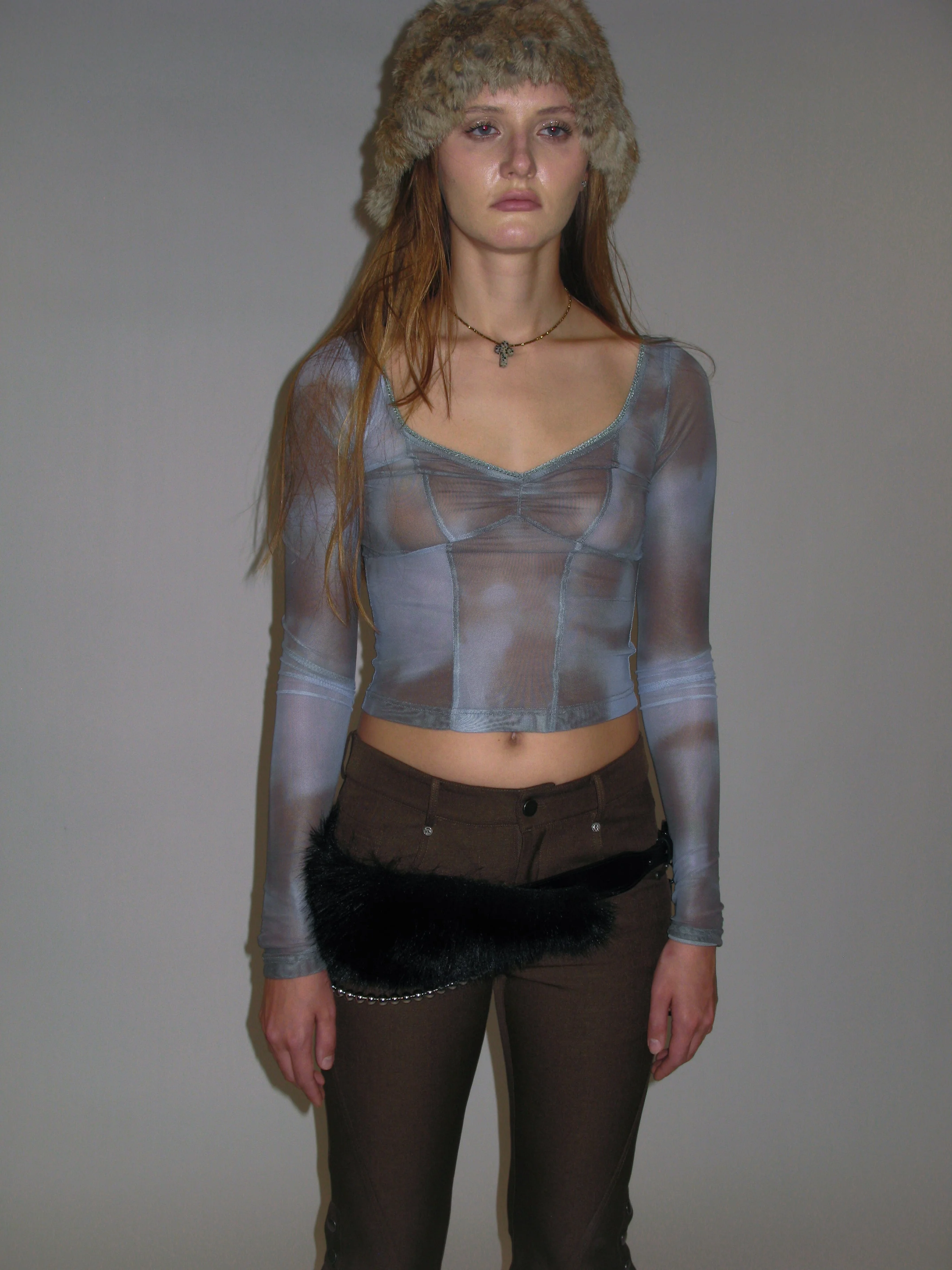 Shadow Mesh V-Neck Layer/ Blue - Image 4