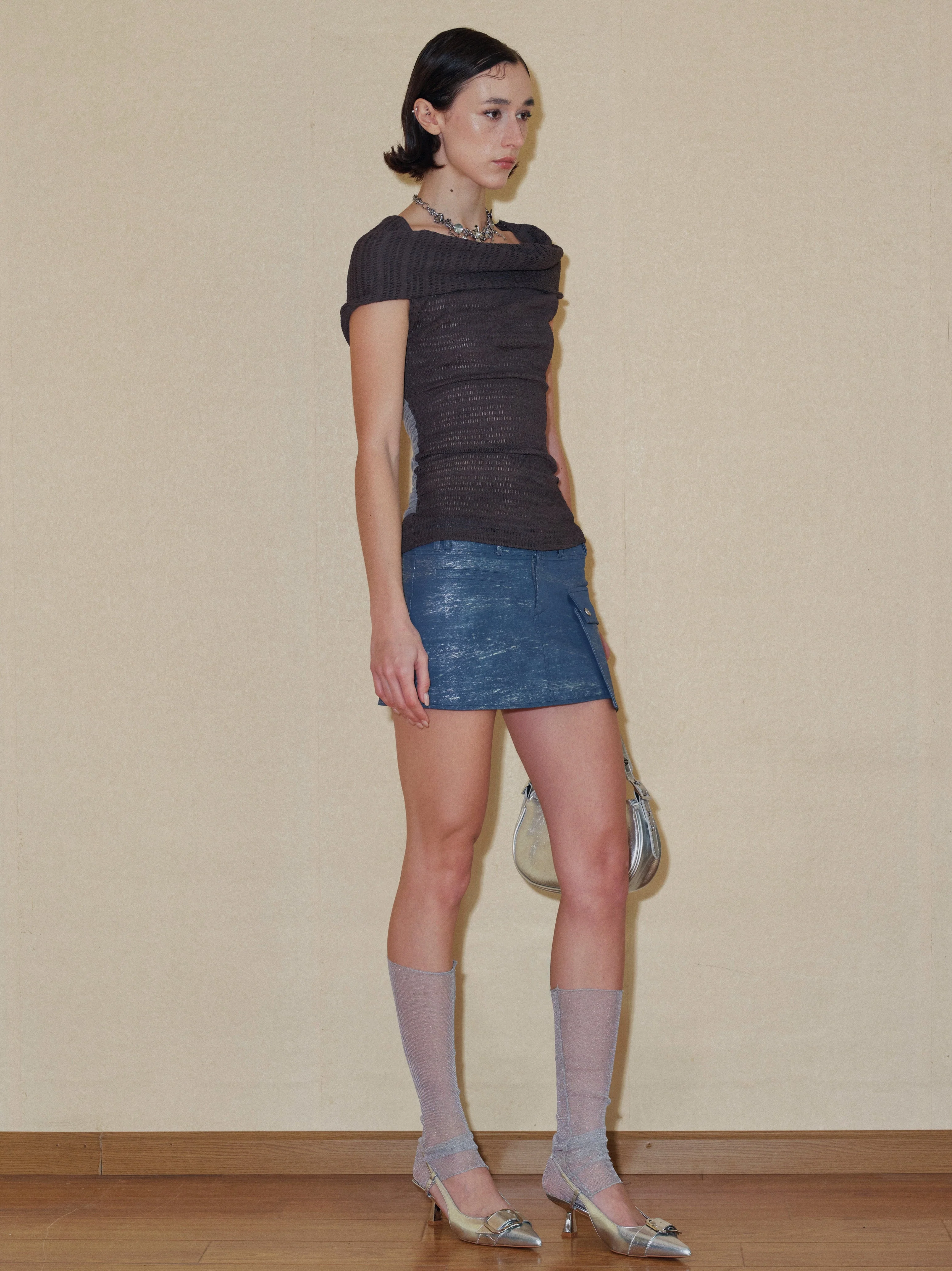 Sleeveless Slim Fit Hoodie Crop Top - Image 10