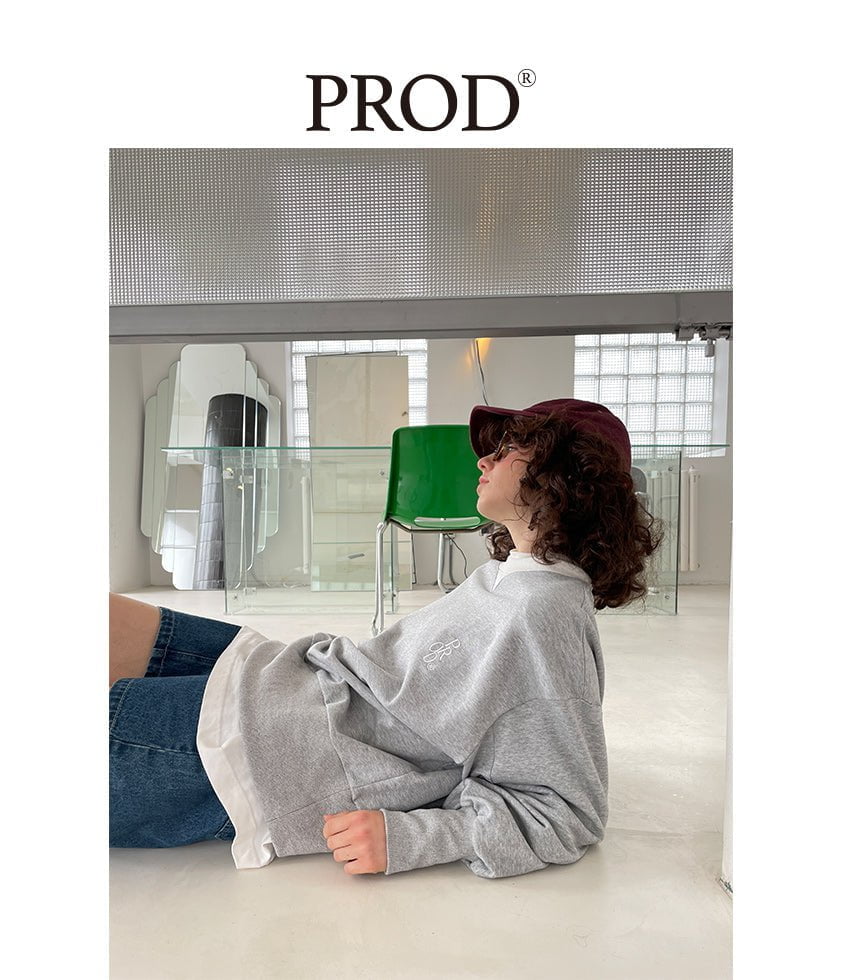 Loose Fit Ribbed Crewneck Sweatshirt with White Neckline / Melange Gray - Image 10