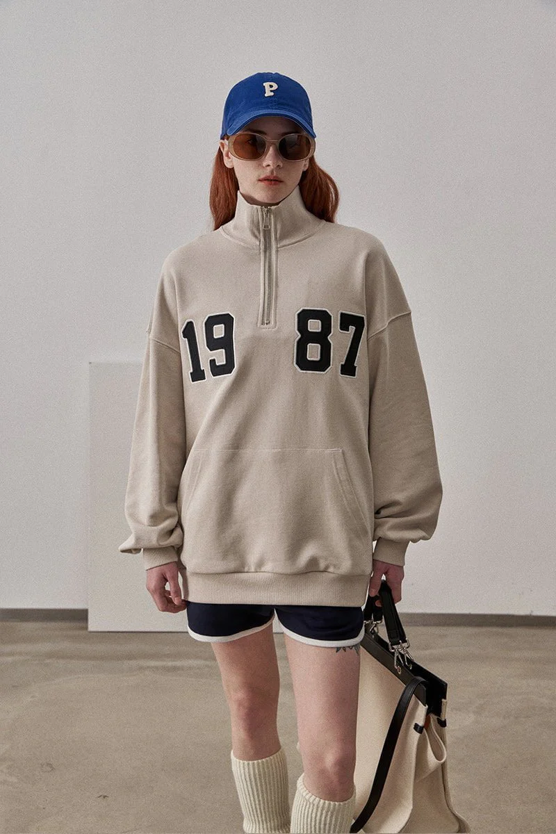 Loose Fit 1987 Quarter Zip Sweatshirt / Beige - Image 7